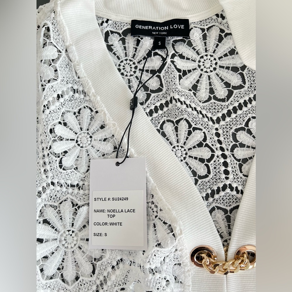LOVE LACE TOP/ Weekend Sale - Picture 9 of 11